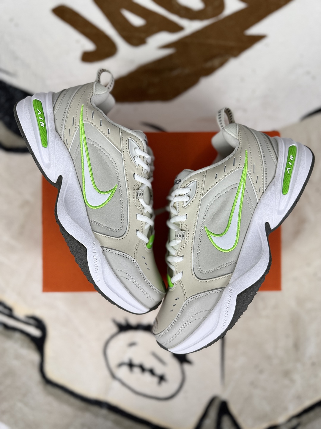 Nike Air Monarch IV FN3436-011 Leather Low-Top Sneakers - Unisex, Beige/Green 6 cmp i1753208015174 2089 0 6
