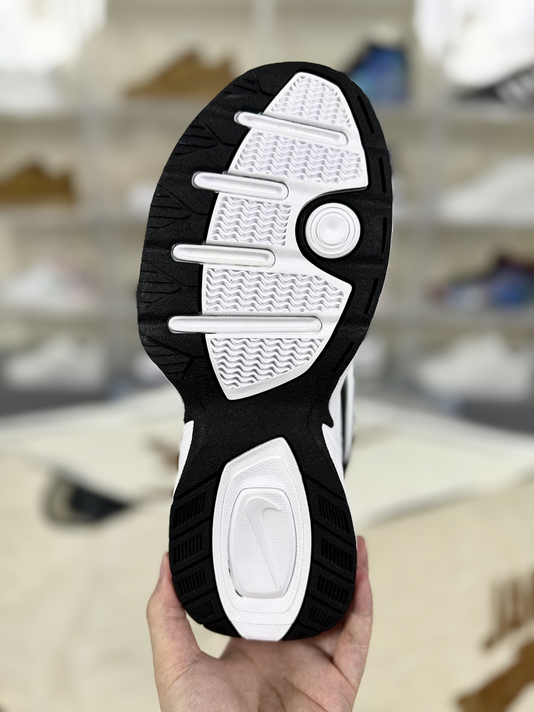 Nike Air Monarch IV Sneakers - Black & White Panda - Classic Retro Style 7 cmp i1753208083424 4133 0 4