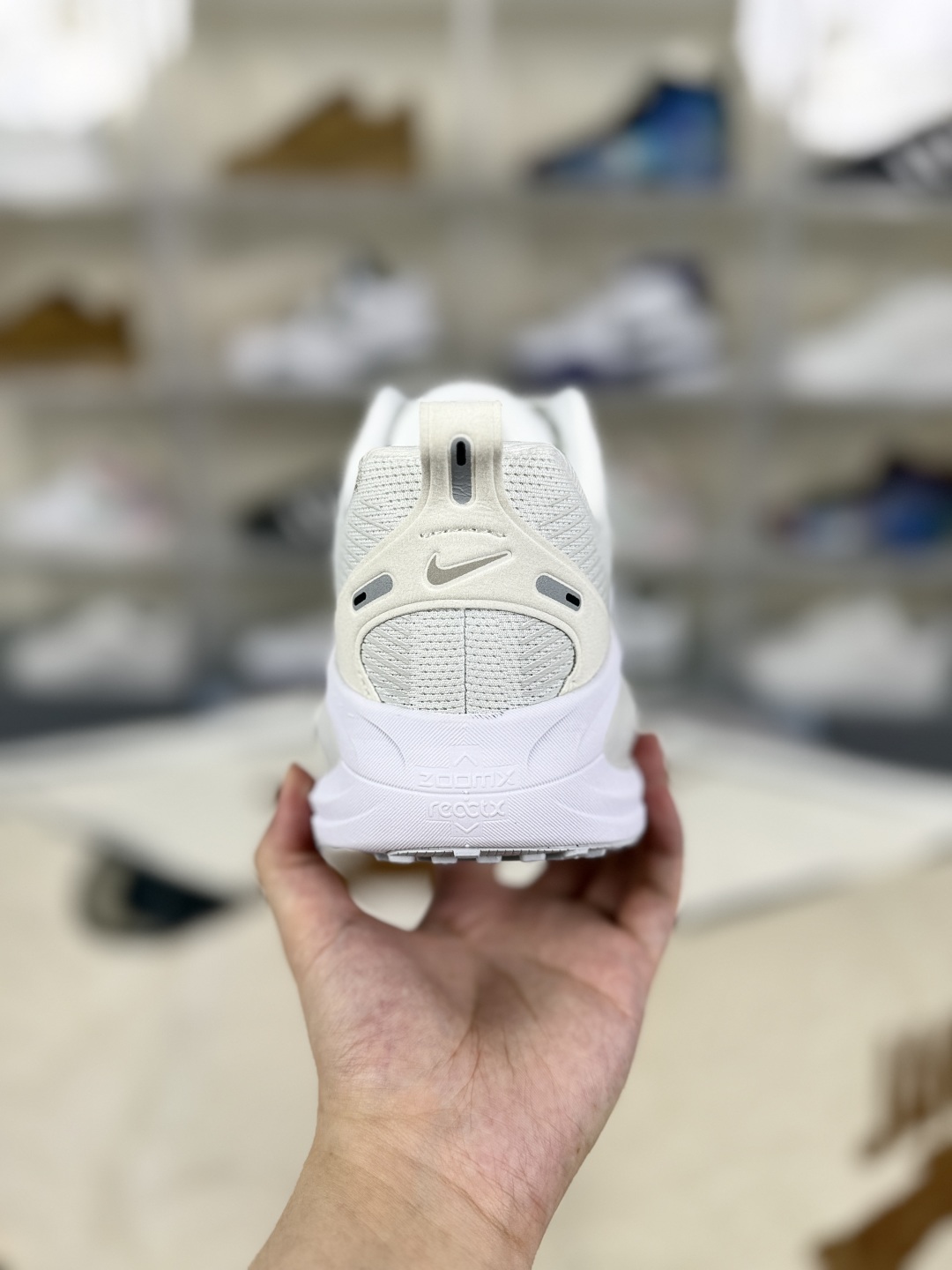 Nike Vomero 18 Running Shoes - White/Silver, Comfortable, Durable, and Stylish 4 cmp i1753208251459 7036 0 2