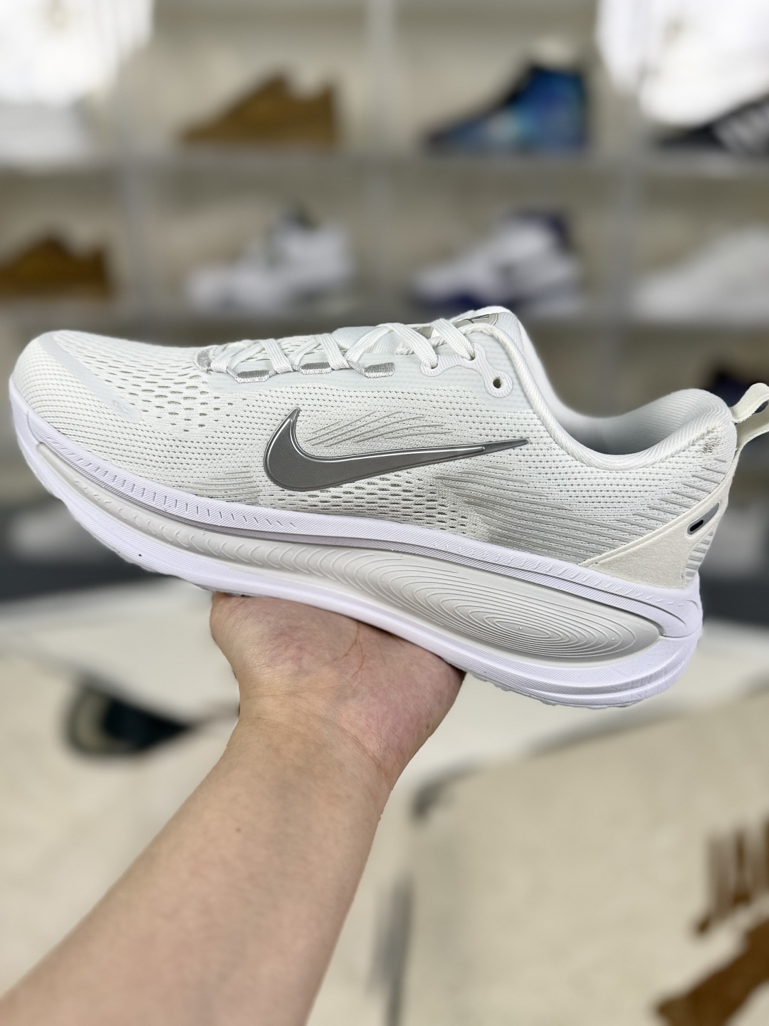 Nike Vomero 18 Running Shoes - White/Silver, Comfortable, Durable, and Stylish 3 cmp i1753208252918 5518 0 1