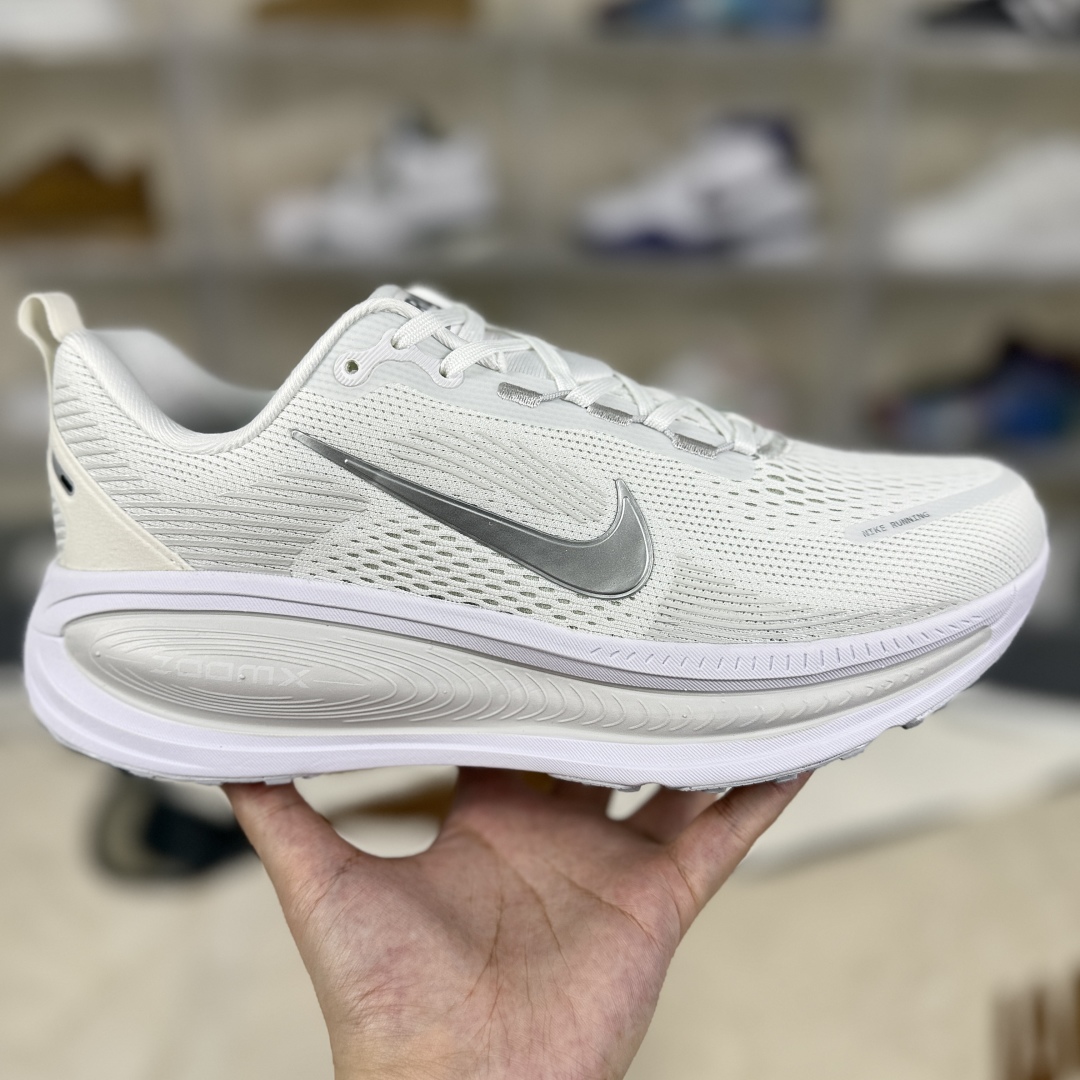 Nike Vomero 18 Running Shoes - White/Silver, Comfortable, Durable, and Stylish 8 cmp i1753208253301 1931 0 5