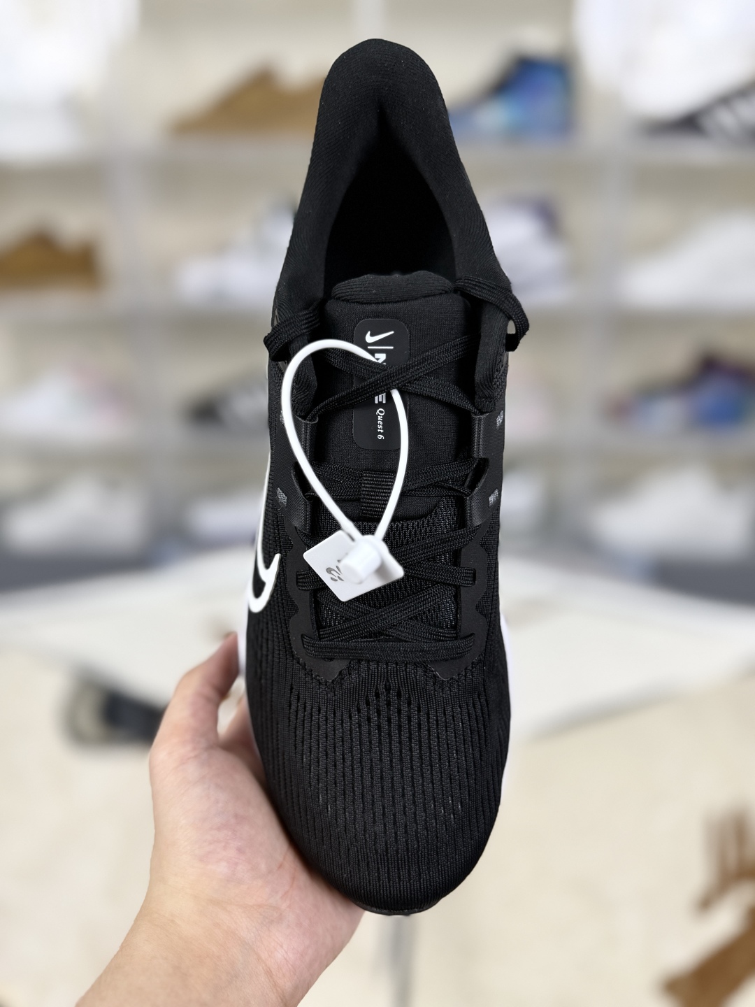 Nike Quest 6 Running Shoes - Men's & Women's Comfortable, Responsive, Low-Top Sneakers 4 cmp i1753302488695 1371 0 3