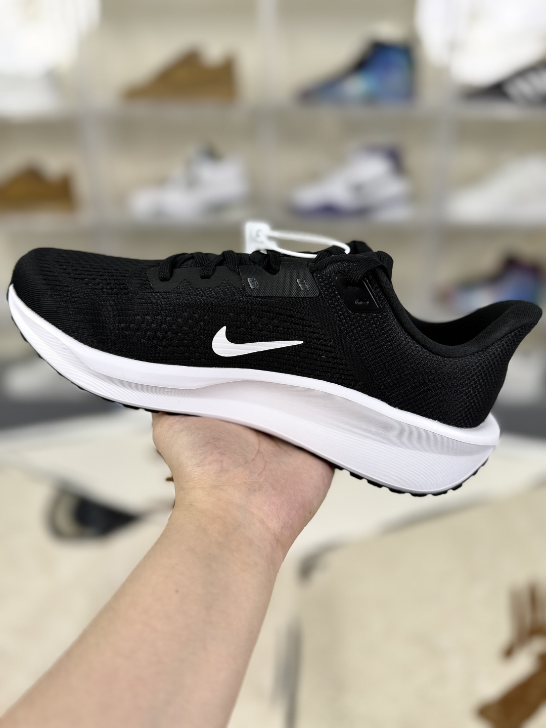 Nike Quest 6 Running Shoes - Men's & Women's Comfortable, Responsive, Low-Top Sneakers 2 cmp i1753302488713 9776 0 1