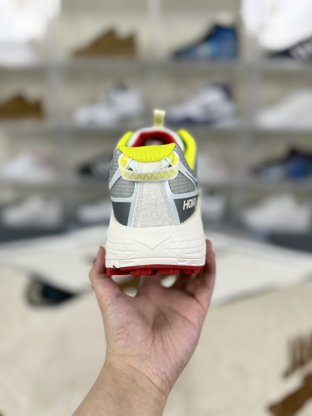 HOKA ONE ONE Mafate Three 2 Versatile Low-Top Off-Road Running Shoes 3 cmp i1753388943654 9865 0 2