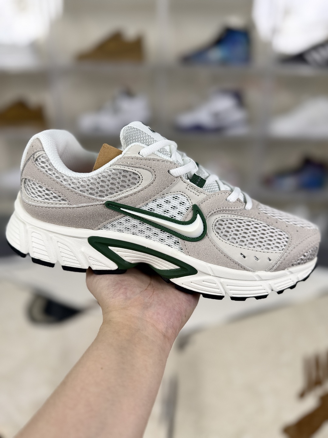 Nike V5 RNR Running Shoes: Comfort, Style, and Performance - Available Now! 2 cmp i1753472571695 1525 0 0