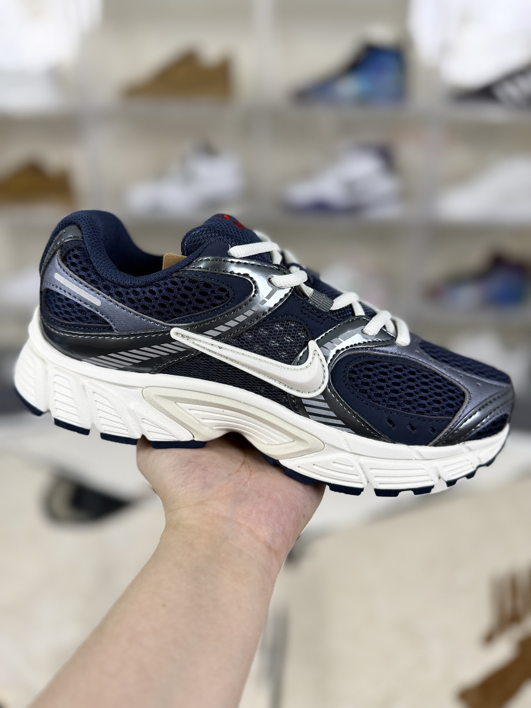 Nike V5 RNR Running Shoes - Lightweight, Breathable, and Comfortable Sneakers 2 cmp i1753472769591 9081 0 0