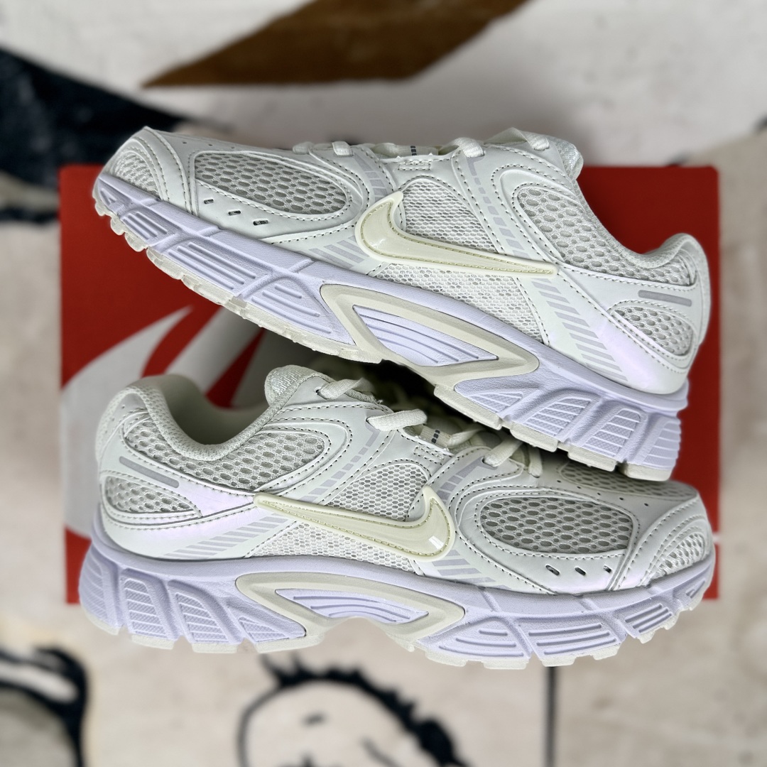Nike V5 RNR Women's Running Shoes - Lightweight, Breathable, and Comfortable 8 cmp i1753473234989 8905 0 7