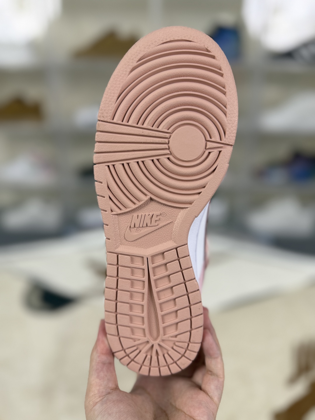 Nike Dunk Low 'Rose Whisper' Authentic Leather Low-Top Sneakers for Women 7 cmp i1753816802860 1317 0 4