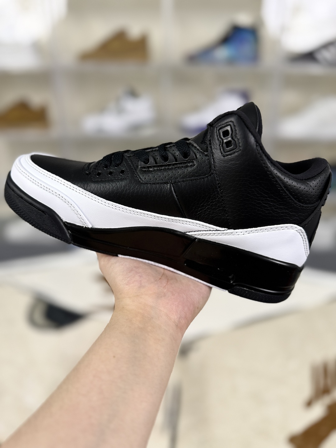 Fragment Design x Air Jordan 3 Black/White Retro Basketball Shoes DA3595-001 3 cmp i1753909596227 3256 0 1