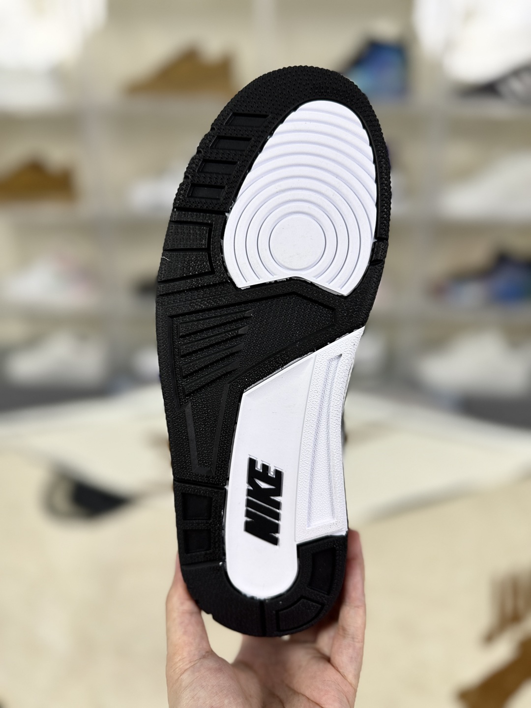 Fragment Design x Air Jordan 3 Black/White Retro Basketball Shoes DA3595-001 7 cmp i1753909601533 239 0 4