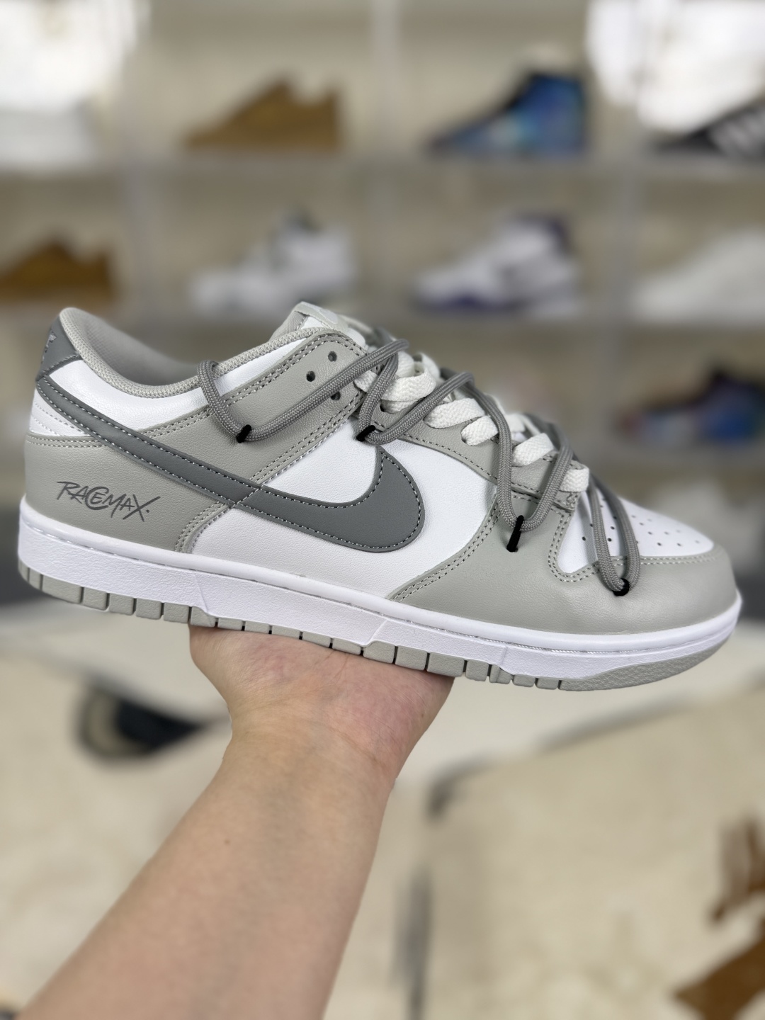 Nike Dunk Low Retro Graffiti White Gray Low-Top Sneakers - Stylish & Durable 2 cmp i1754071371792 3145 0 0