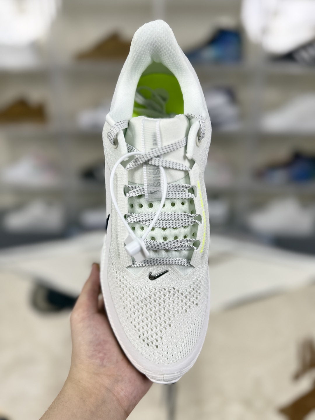 Nike Pegasus Premium White Green Running Shoes - Ultimate Comfort and Style 5 cmp i1754076621788 1684 0 8