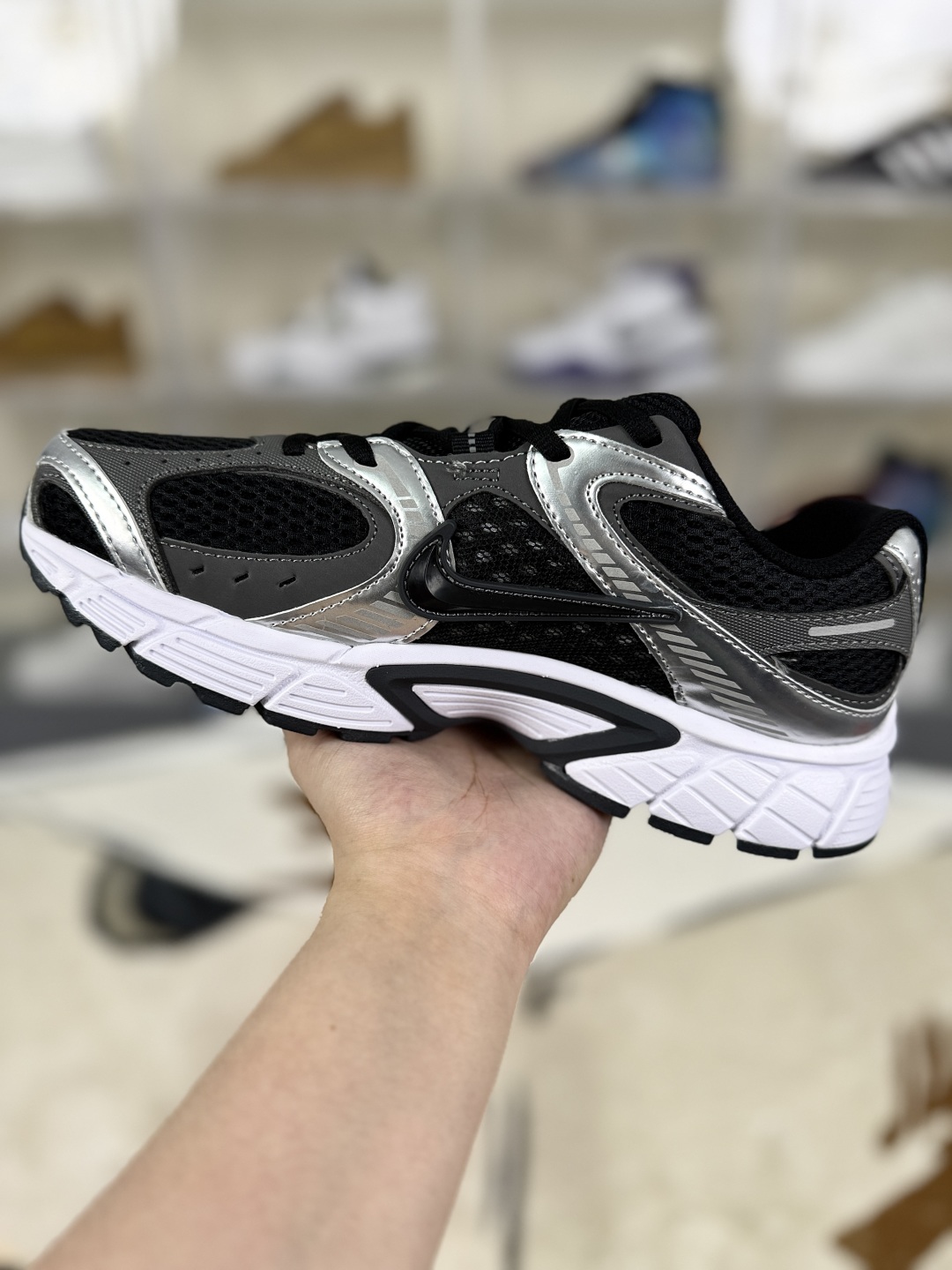 Nike V5 RNR Running Shoes - Lightweight, Breathable, and Comfortable Sneakers 2 cmp i1754157206643 5557 0 1