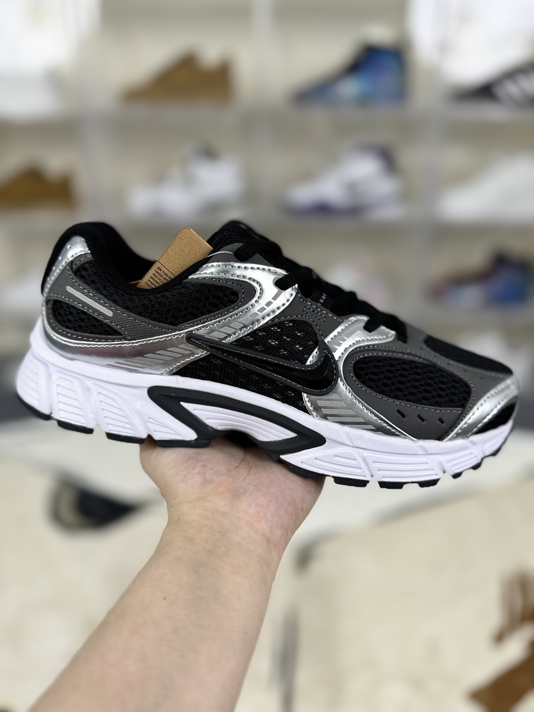 Nike V5 RNR Running Shoes - Lightweight, Breathable, and Comfortable Sneakers 1 cmp i1754157523637 3481 0 0