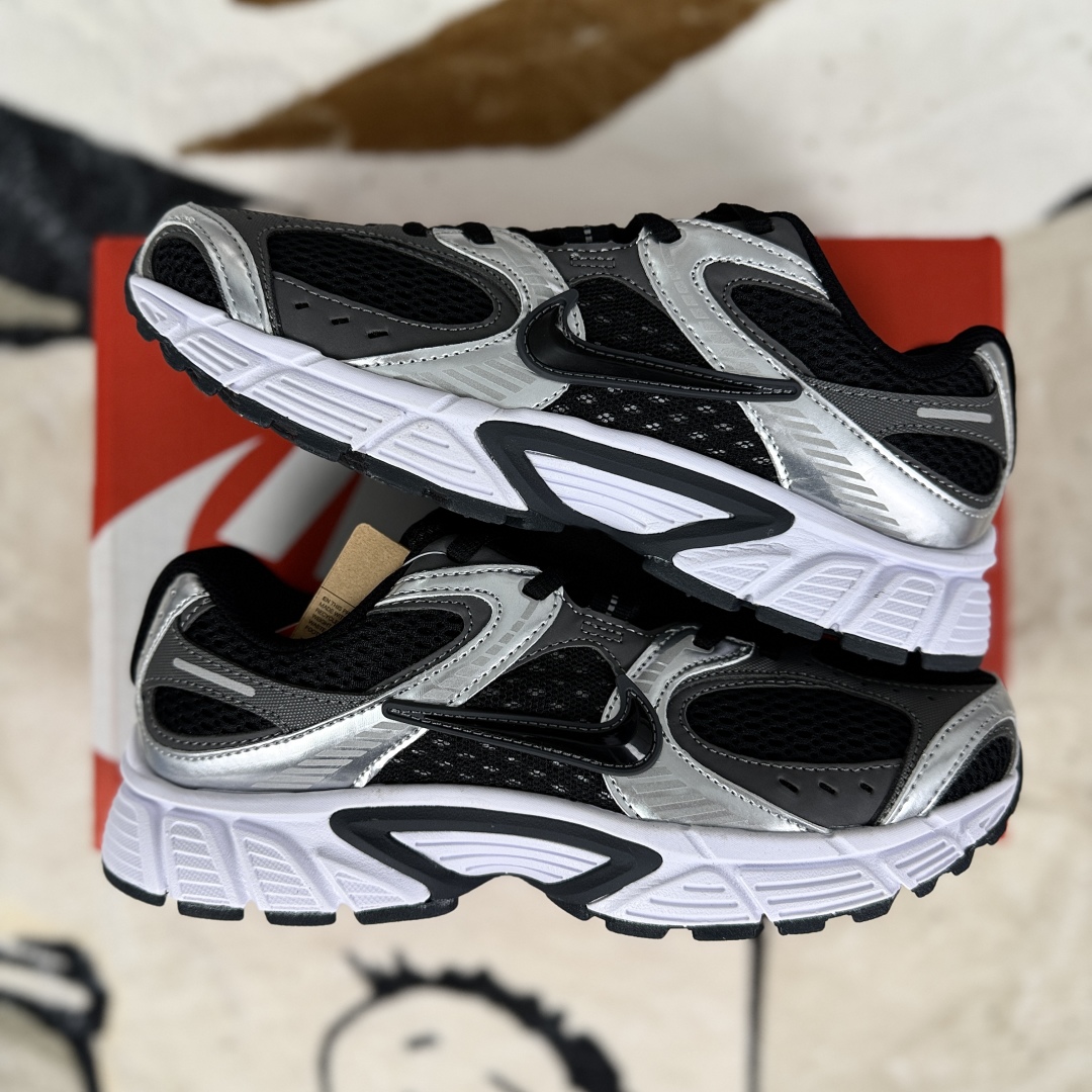 Nike V5 RNR Running Shoes - Lightweight, Breathable, and Comfortable Sneakers 8 cmp i1754157523650 9037 0 7