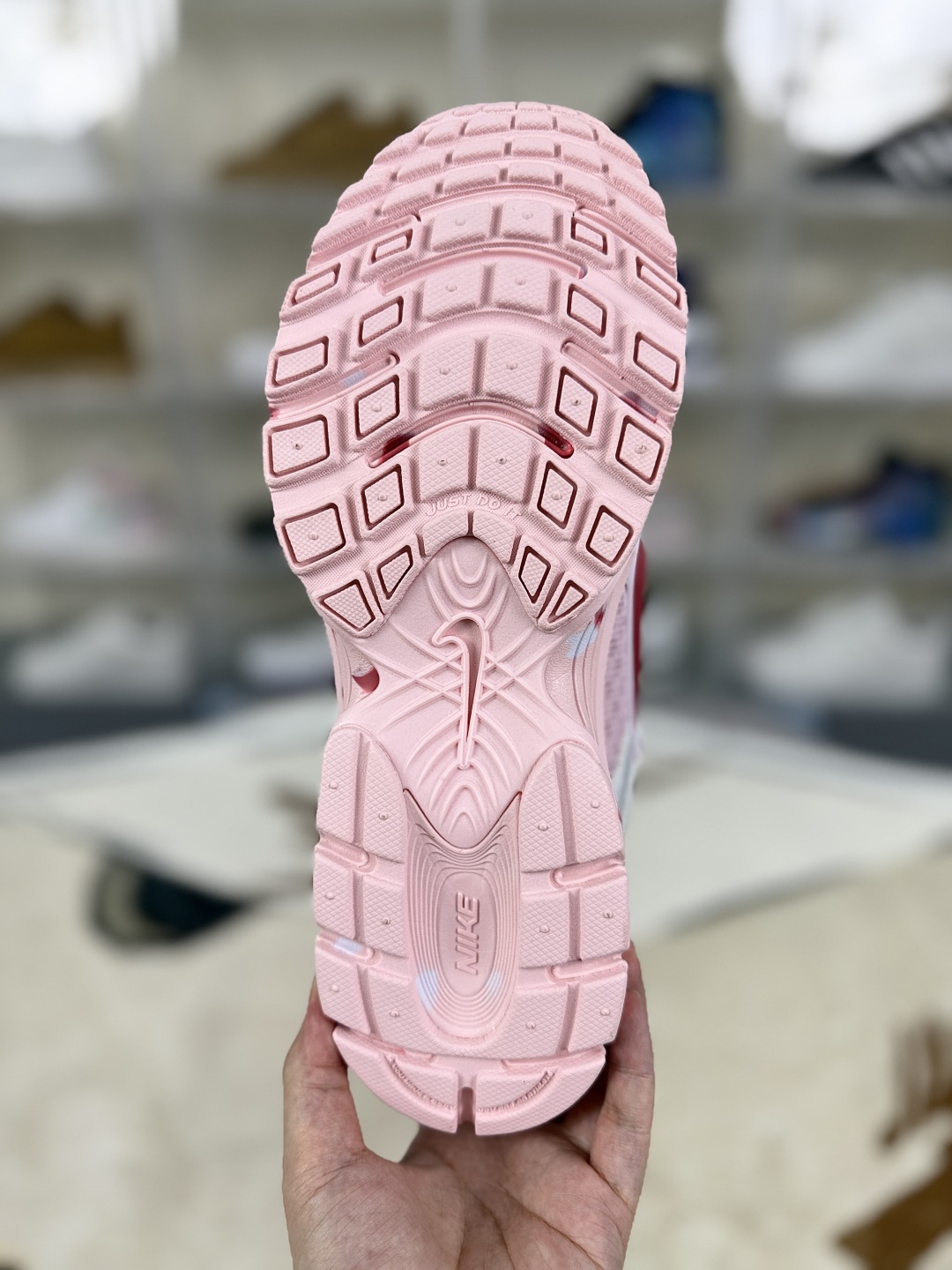 Nike V5 RNR BV Low-Top Running Shoes - Pink, Comfortable & Stylish 6 cmp i1754157593819 2449 0 4