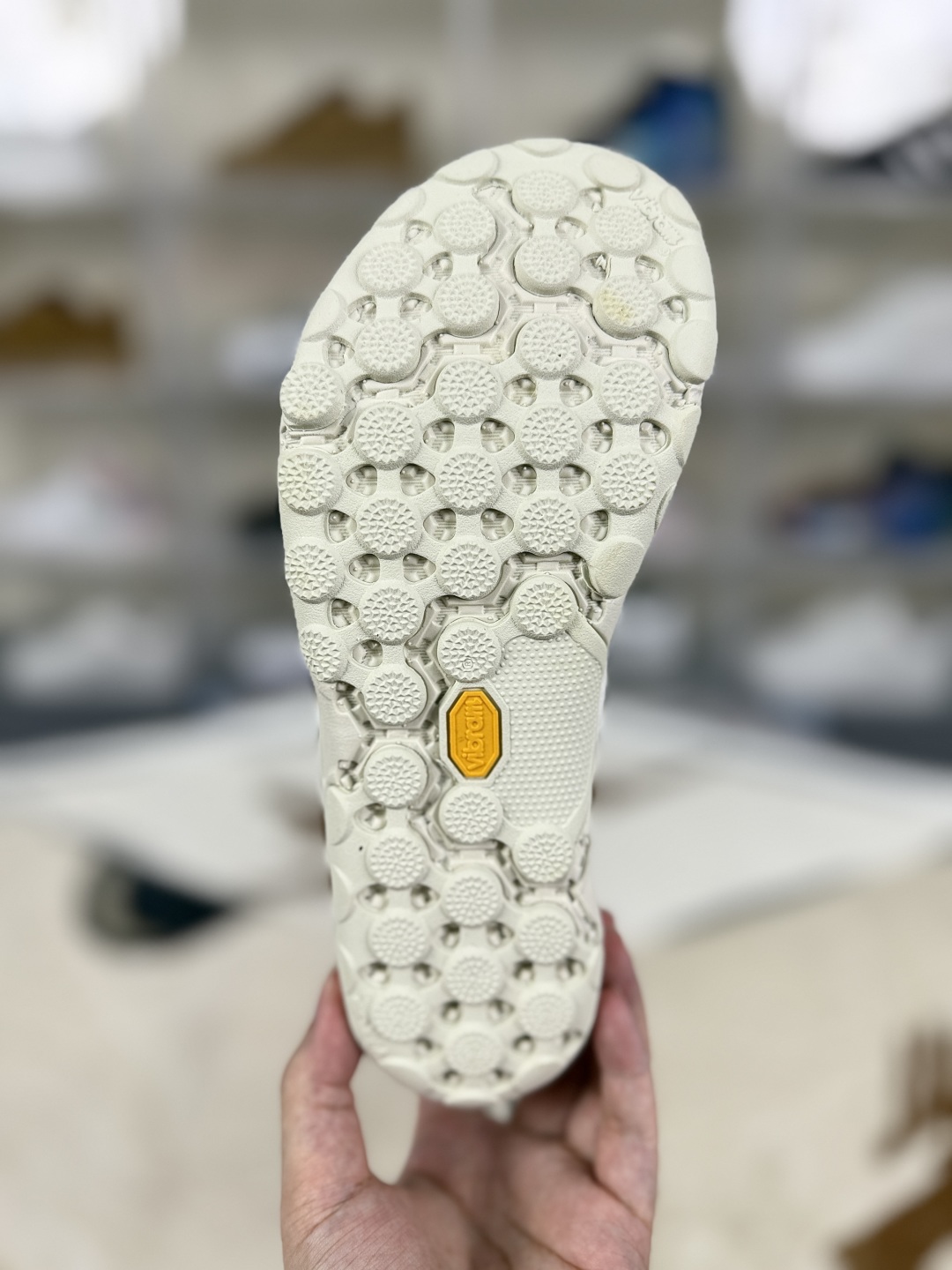 District Vision x New Balance MT10 Cloud White Running Shoes - Comfort & Style 6 cmp i1754338934738 3834 0 4