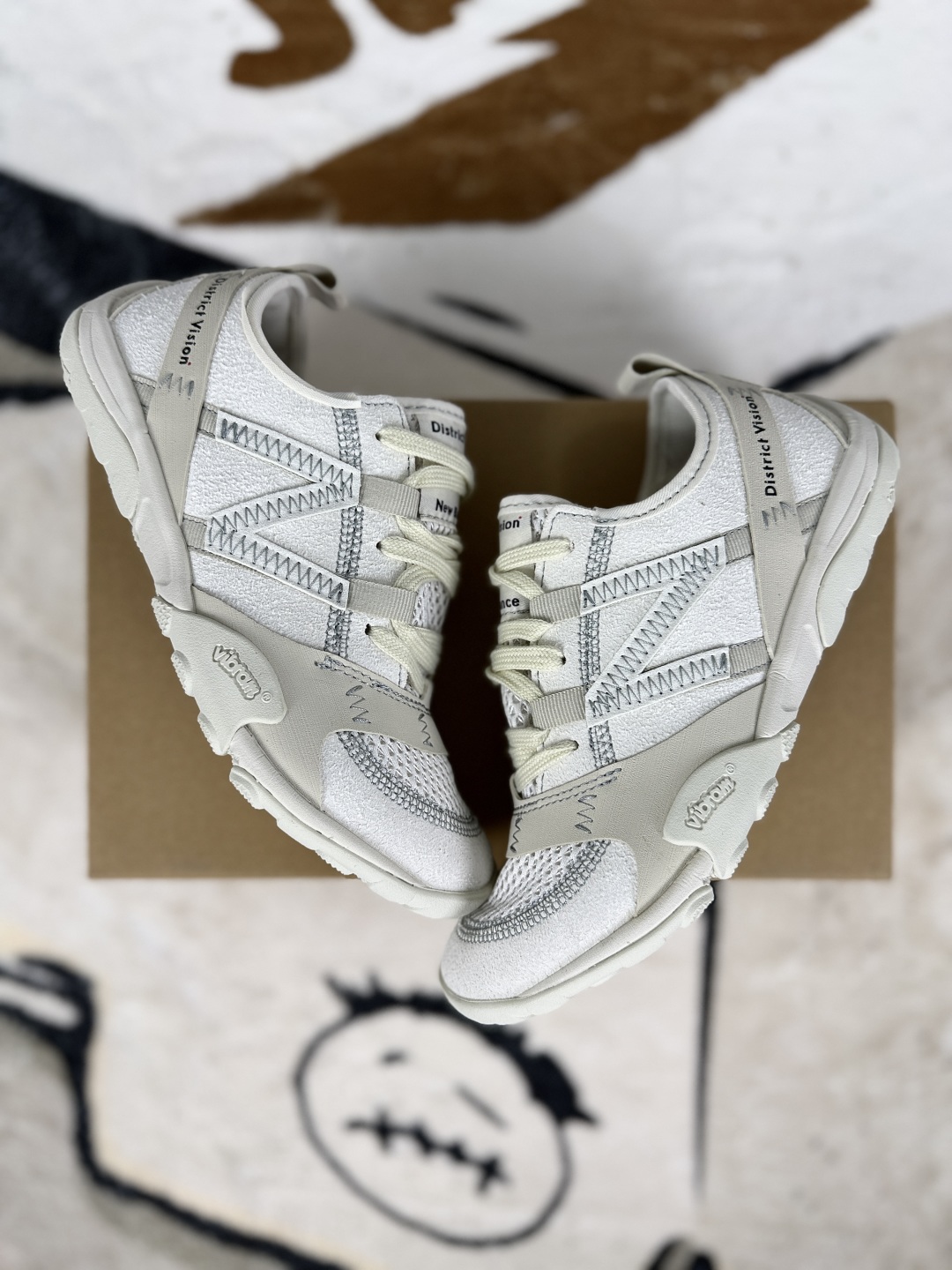 District Vision x New Balance MT10 Cloud White Running Shoes - Comfort & Style 5 cmp i1754338955704 5227 0 6