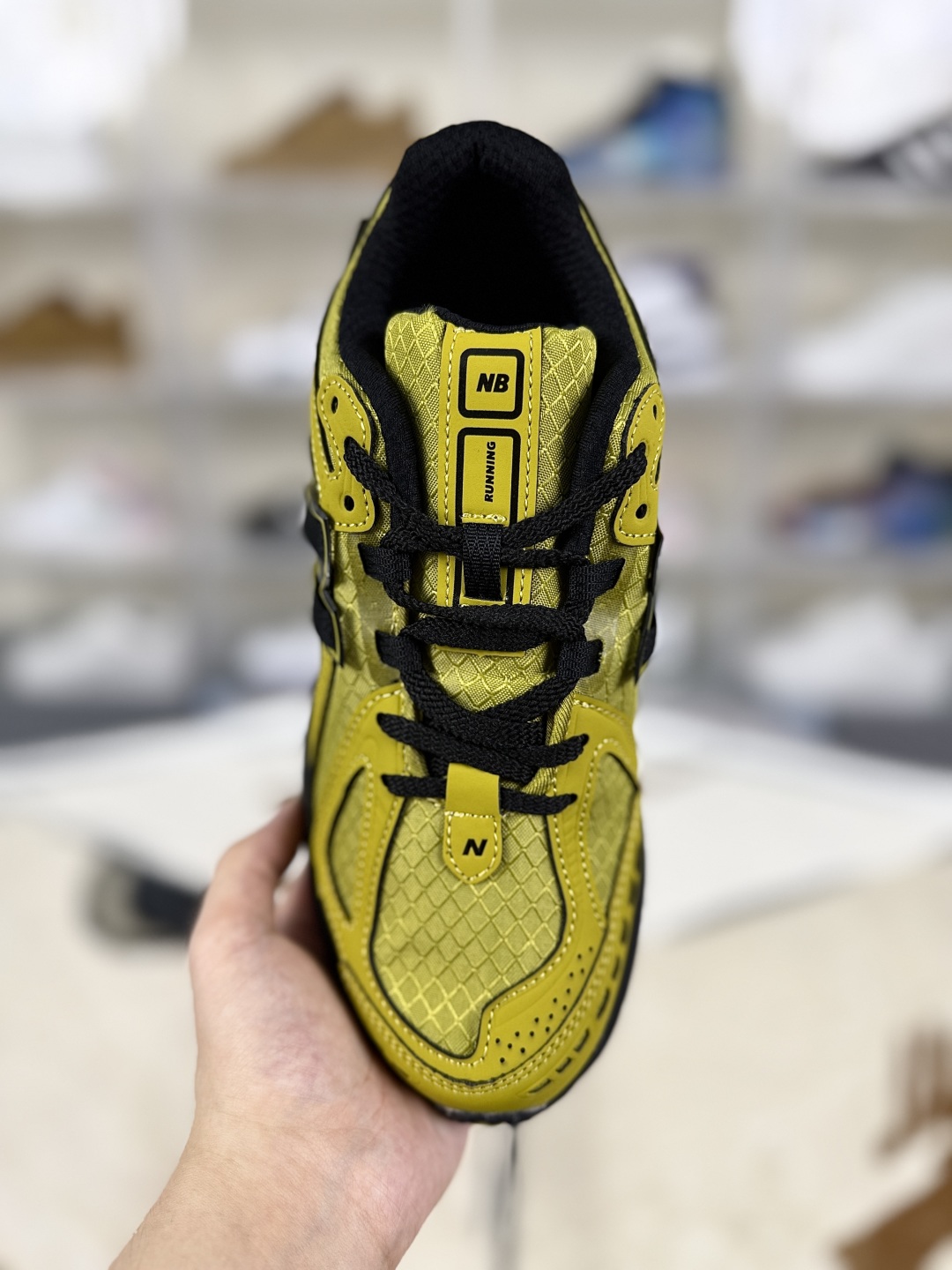New Balance 1906U Comfort Versatile Low-Top Casual Running Shoes - Yellow/Black 4 cmp i1754340173817 3646 0 3