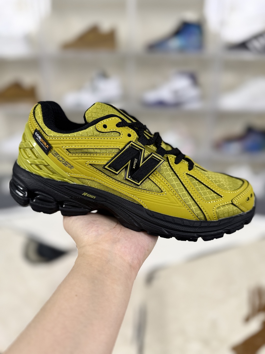 New Balance 1906U Comfort Versatile Low-Top Casual Running Shoes - Yellow/Black 1 cmp i1754340173821 7310 0 0