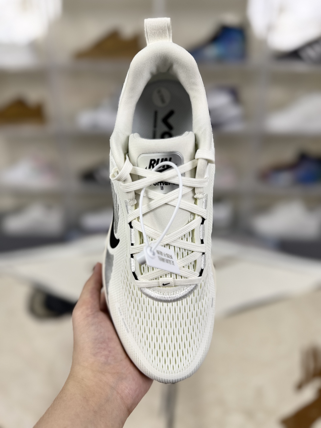 Nike Vomero 18: Ultimate Comfort, Stability, and Style Running Shoes 5 cmp i1754344957263 5491 0 3
