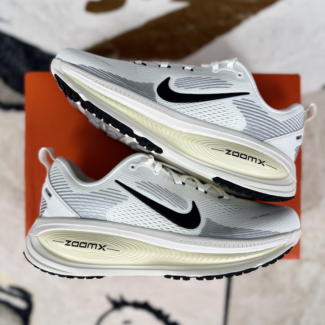 Nike Vomero 18: Ultimate Comfort, Stability, and Style Running Shoes 9 cmp i1754344958749 8198 0 7