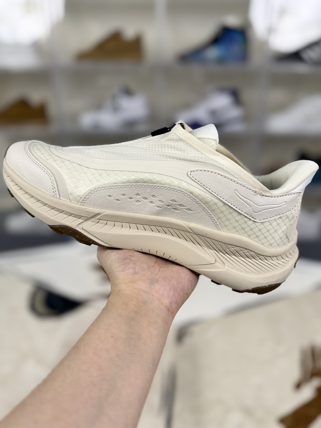 Hoka One One Project Transport Beige Low-Top Sneakers - Unisex Comfort Shoes 2 cmp i1754507980114 5719 0 1
