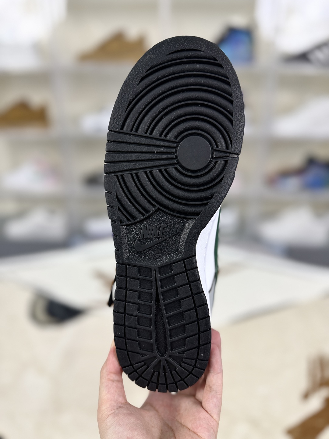 Nike Dunk Low 'Celtics' Green & Black Leather Sneakers - DD1391-100 7 cmp i1754508670957 8865 0 4