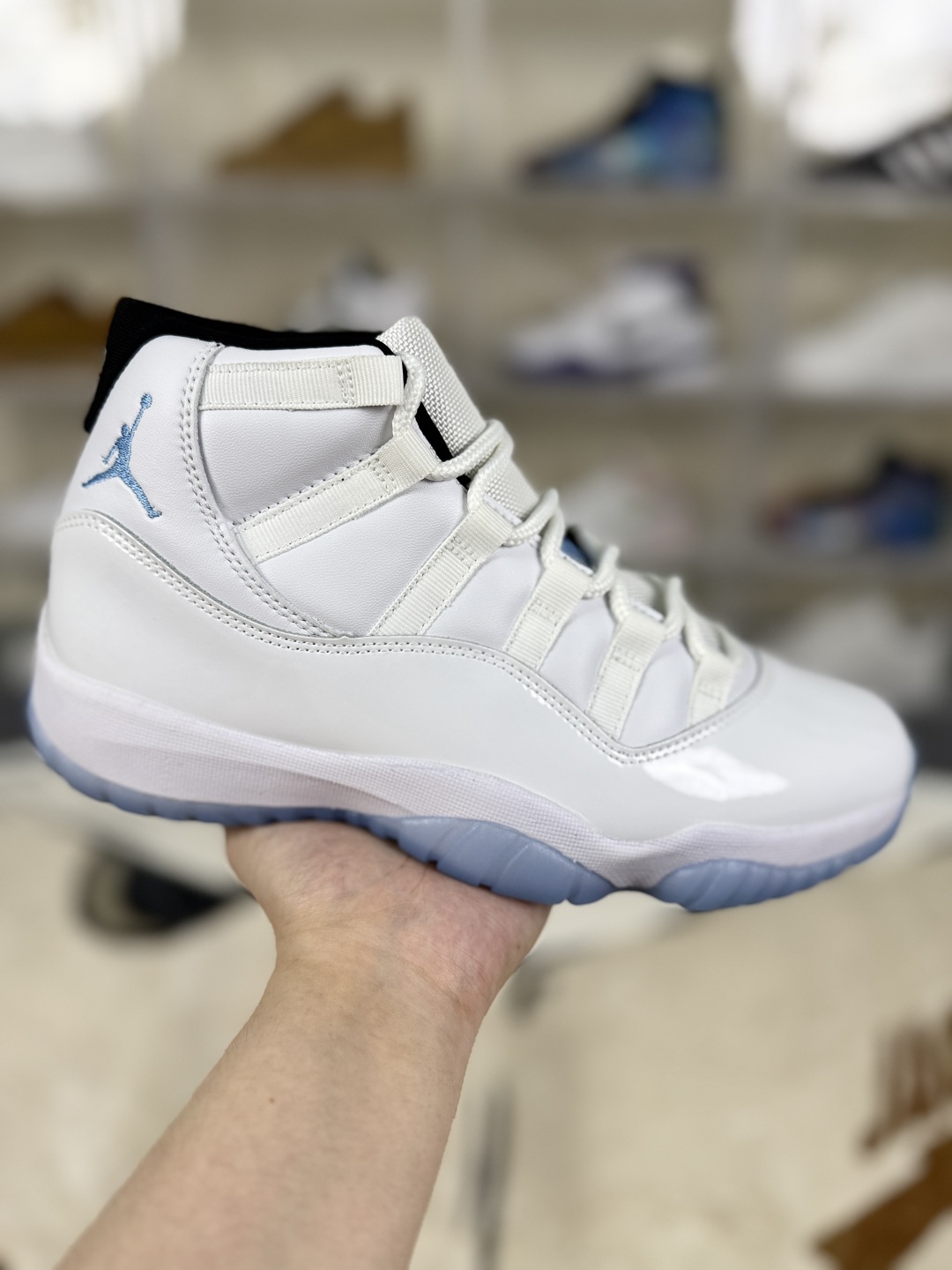 Air Jordan 11 Retro 'Legend Blue' White Basketball Shoes CT8012-104 2 cmp i1754688152565 8854 0 0
