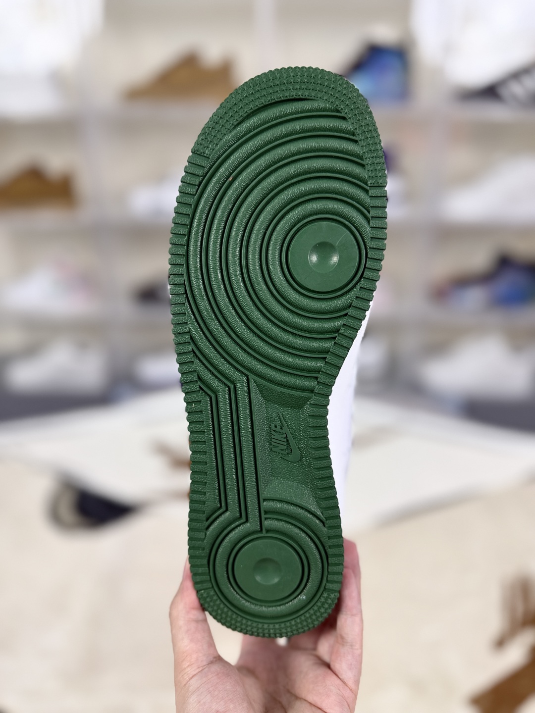 Nike Air Force 1 Mini Jewel White/Green Leather Low-Top Sneakers 6 cmp i1754758156124 1600 0 4
