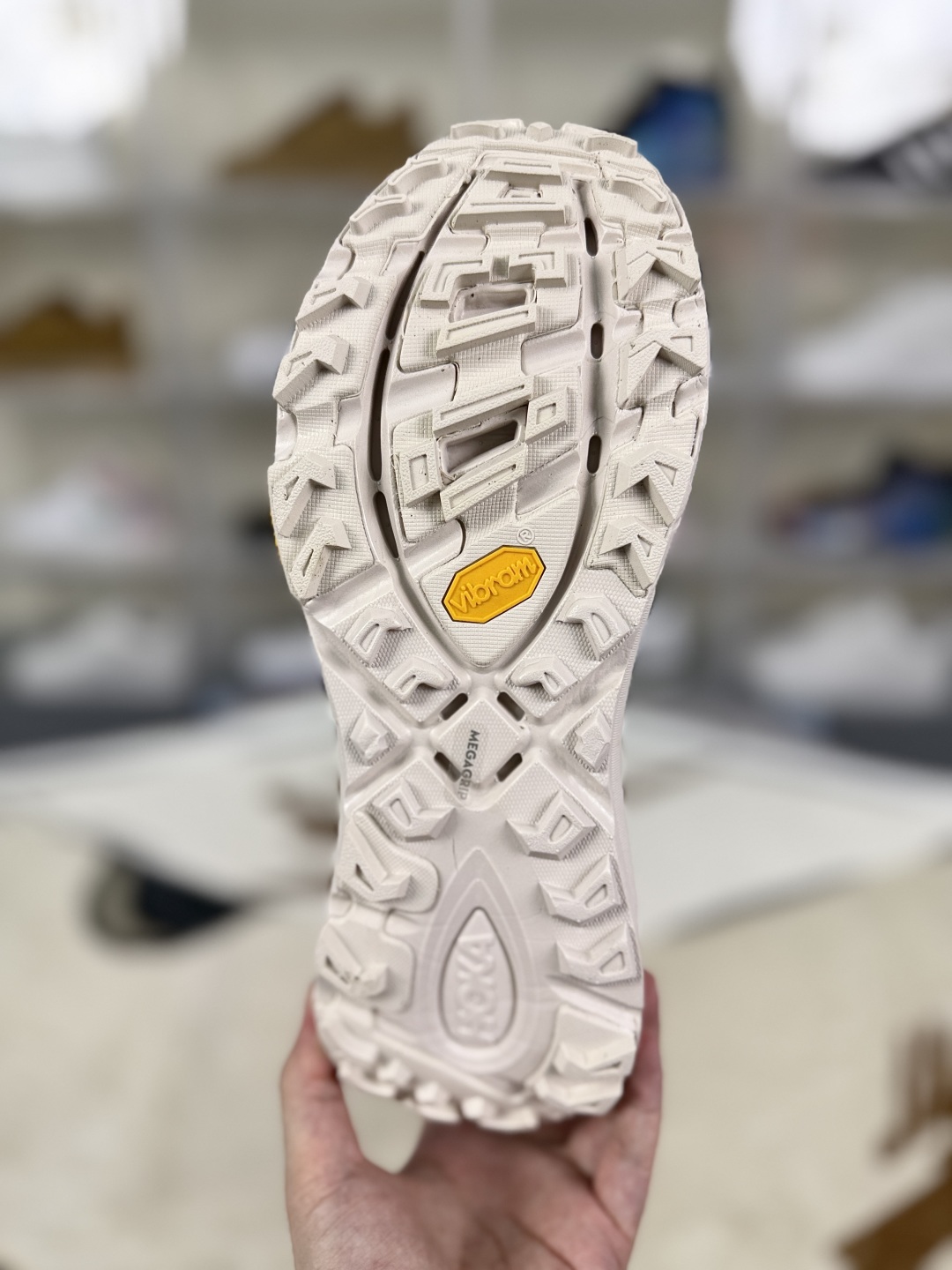 Hoka One One Mafate Three 2 Running Shoes - Lightweight & Durable 7 cmp i1754758190767 5325 0 4