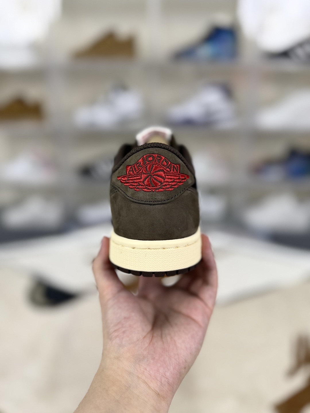 Travis Scott x Air Jordan 1 Low OG SP, Men's and Women's Retro Basketball Shoes 4 cmp i1754758294091 5244 0 2