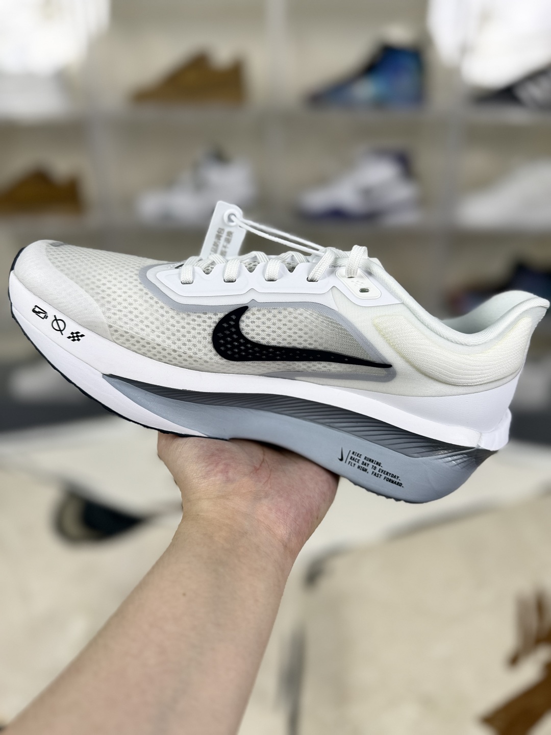 Nike Zoom Fly 6 White/Black Running Shoes with Carbon Fiber Plate, Lightweight 2 cmp i1754929499569 4949 0 1