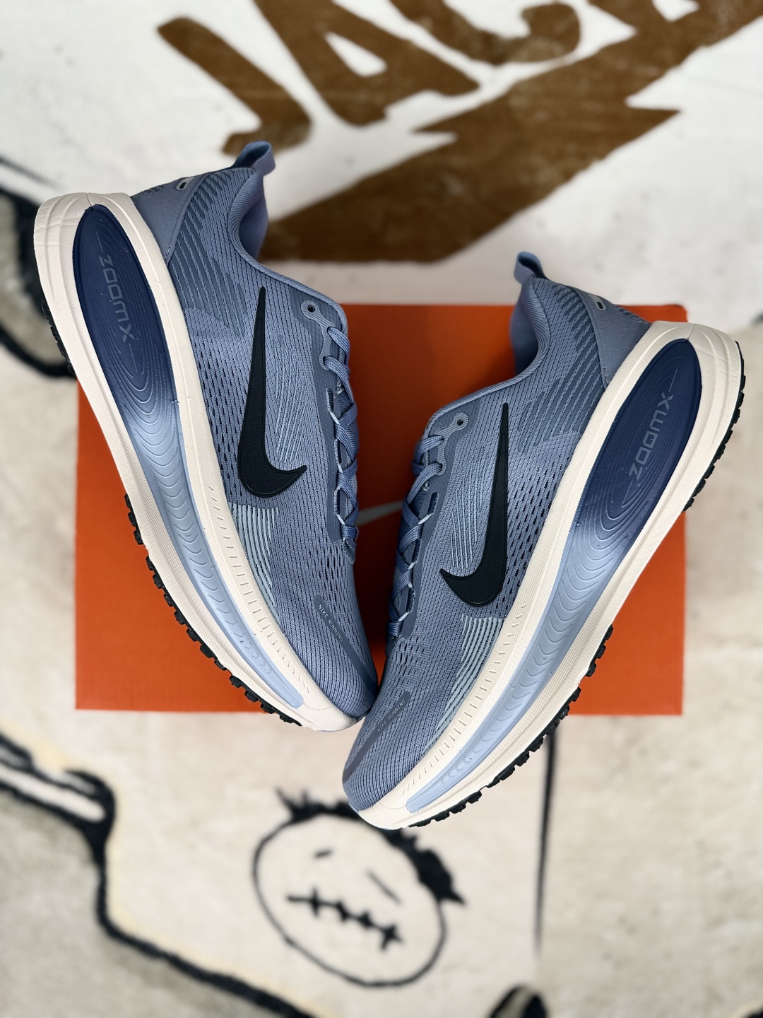 Nike Vomero 18: Comfortable, Versatile, and Durable Low-Top Running Shoes 5 cmp i1755019339561 3739 0 6