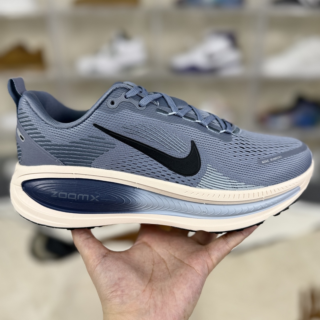 Nike Vomero 18: Comfortable, Versatile, and Durable Low-Top Running Shoes 7 cmp i1755019339561 4958 0 5
