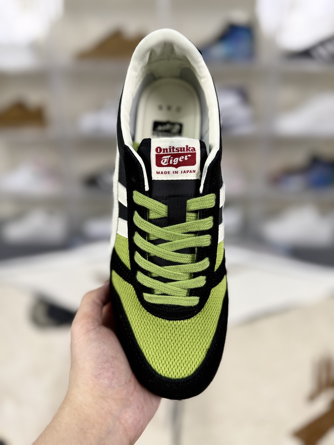 Onitsuka Tiger Ultimate 81 NM Black White Green Running Shoes - Unisex 5 cmp i1755020921849 709 0 3