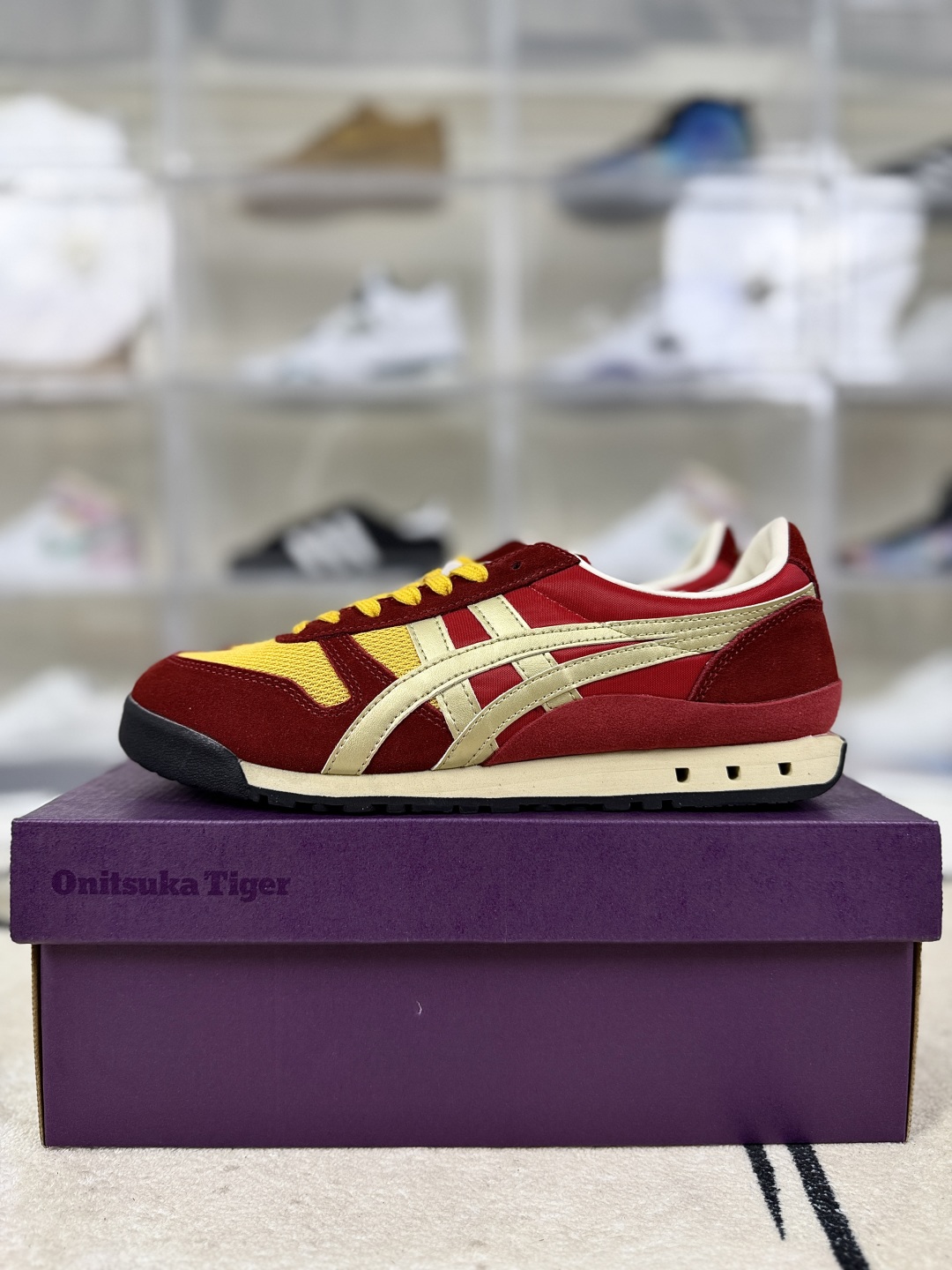 Onitsuka Tiger Ultimate 81 NM Red Yellow: Retro Style, Modern Comfort Sneakers 10 cmp i1755021803253 8682 0 8