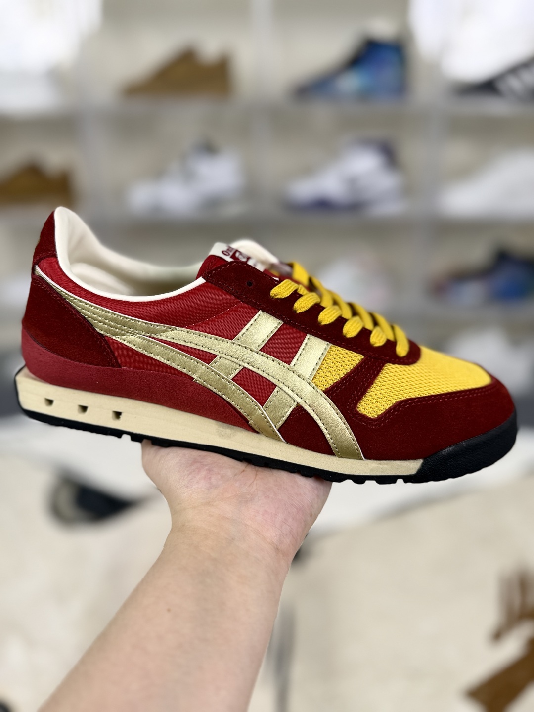 Onitsuka Tiger Ultimate 81 NM Red Yellow: Retro Style, Modern Comfort Sneakers 2 cmp i1755021815914 8895 0 0