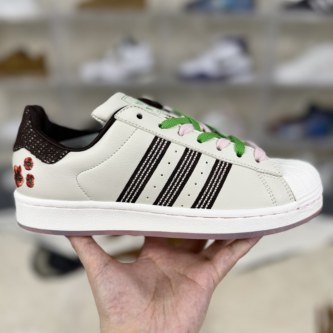 Adidas Originals Superstar 'Sakura' Low Top Sneakers - Unisex, Limited Edition 8 cmp i1755107302020 6091 0 5
