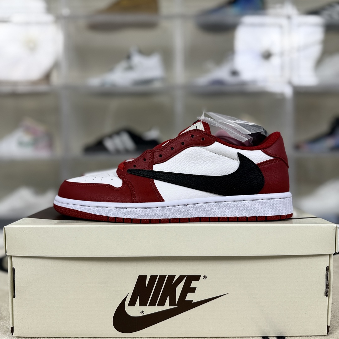 Travis Scott x Air Jordan 1 Low 'Reverse Mocha' Red White Black Sneakers 9 cmp i1755107348548 7248 0 8
