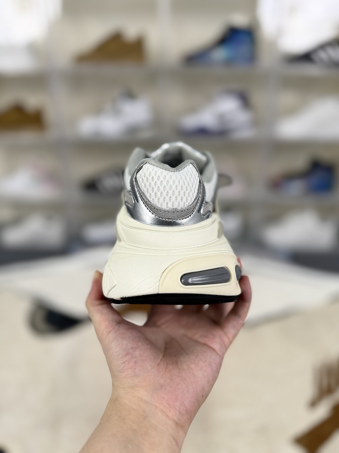 adidas Originals Adistar XLG White Silver Retro Low Top Sneakers IH3882 3 cmp i1755204684157 6670 0 2