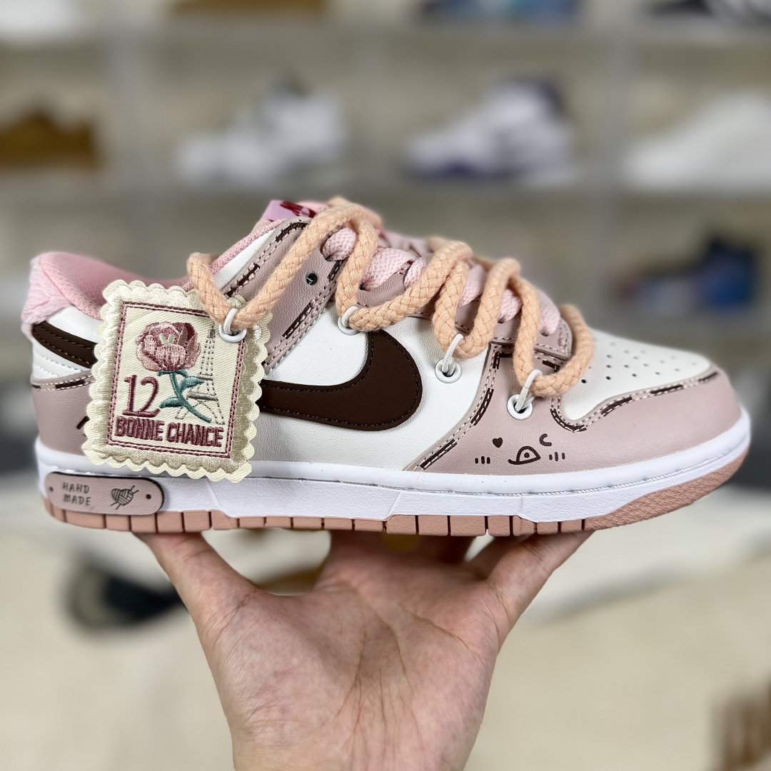 Nike Dunk Low 'Bonne Chance' Casual Graffiti Rose Lettering Sneakers 8 cmp i1755204694058 9972 0 5