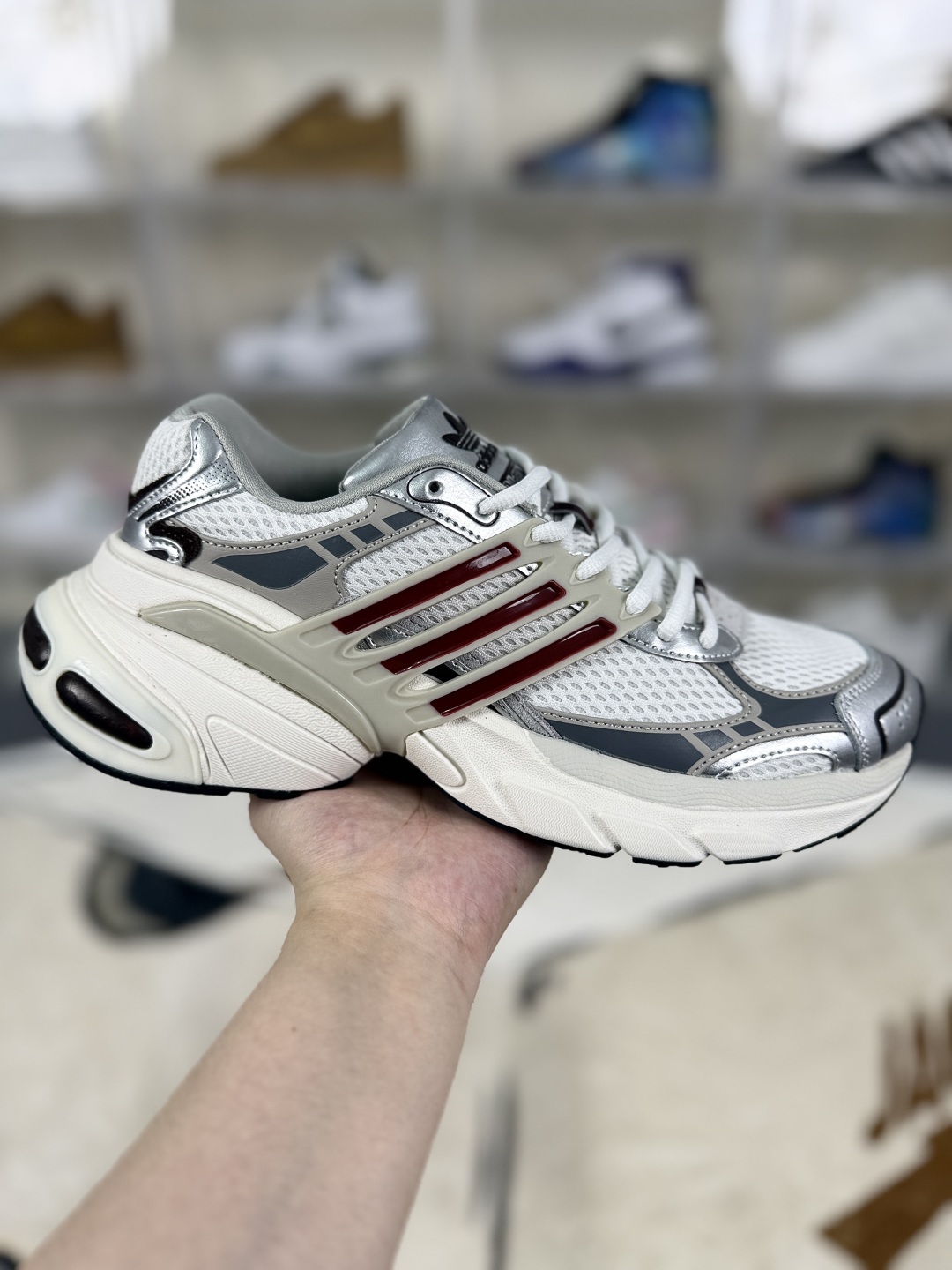 Adidas Originals Adistar XLG White Silver Red Retro Dad Shoes IH3382 2 cmp i1755206256947 8895 0 0