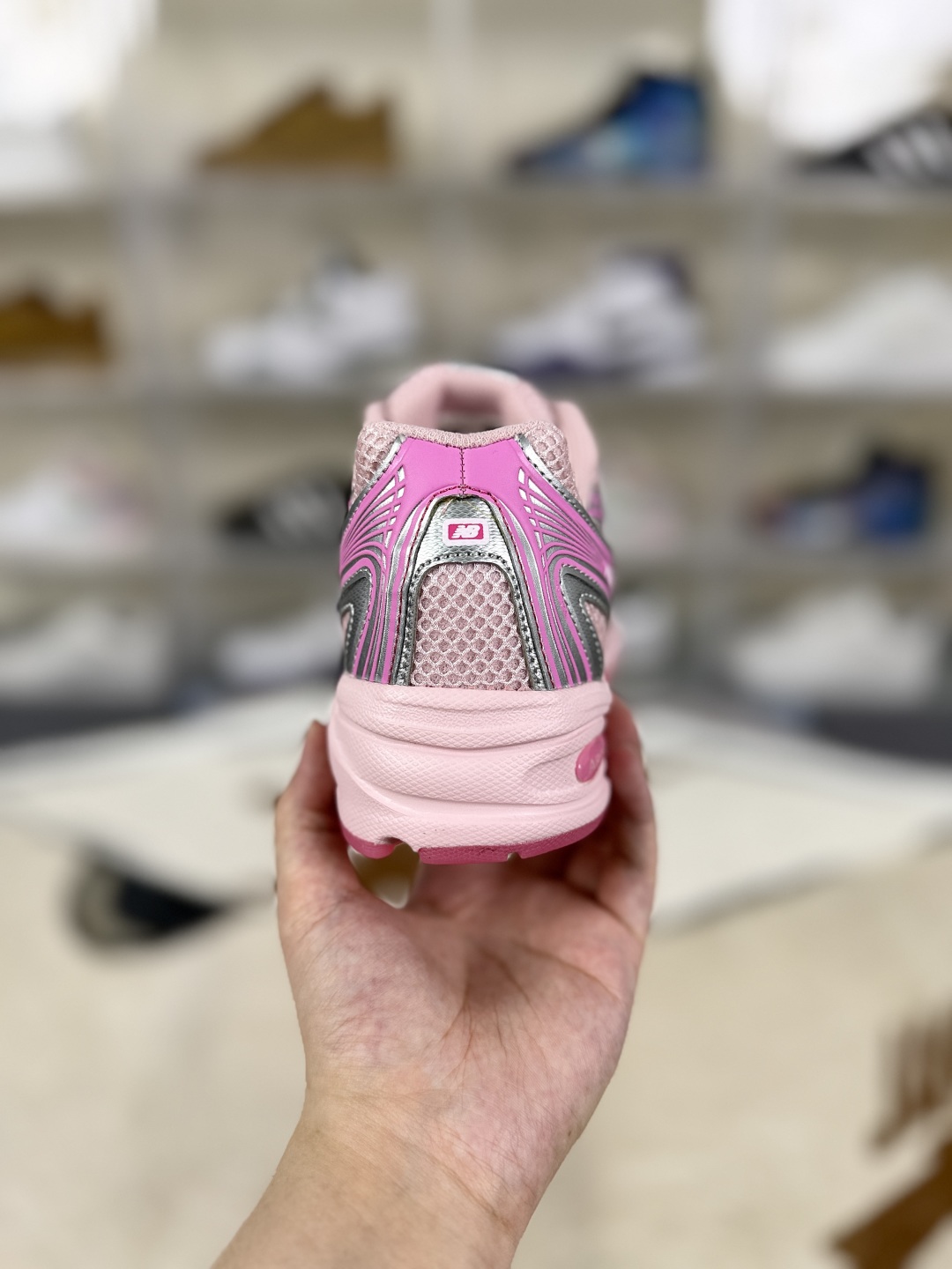 Atmos Pink x New Balance 740 Women's Pink Running Shoes - Comfortable & Stylish 4 cmp i1755280635852 4082 0 2
