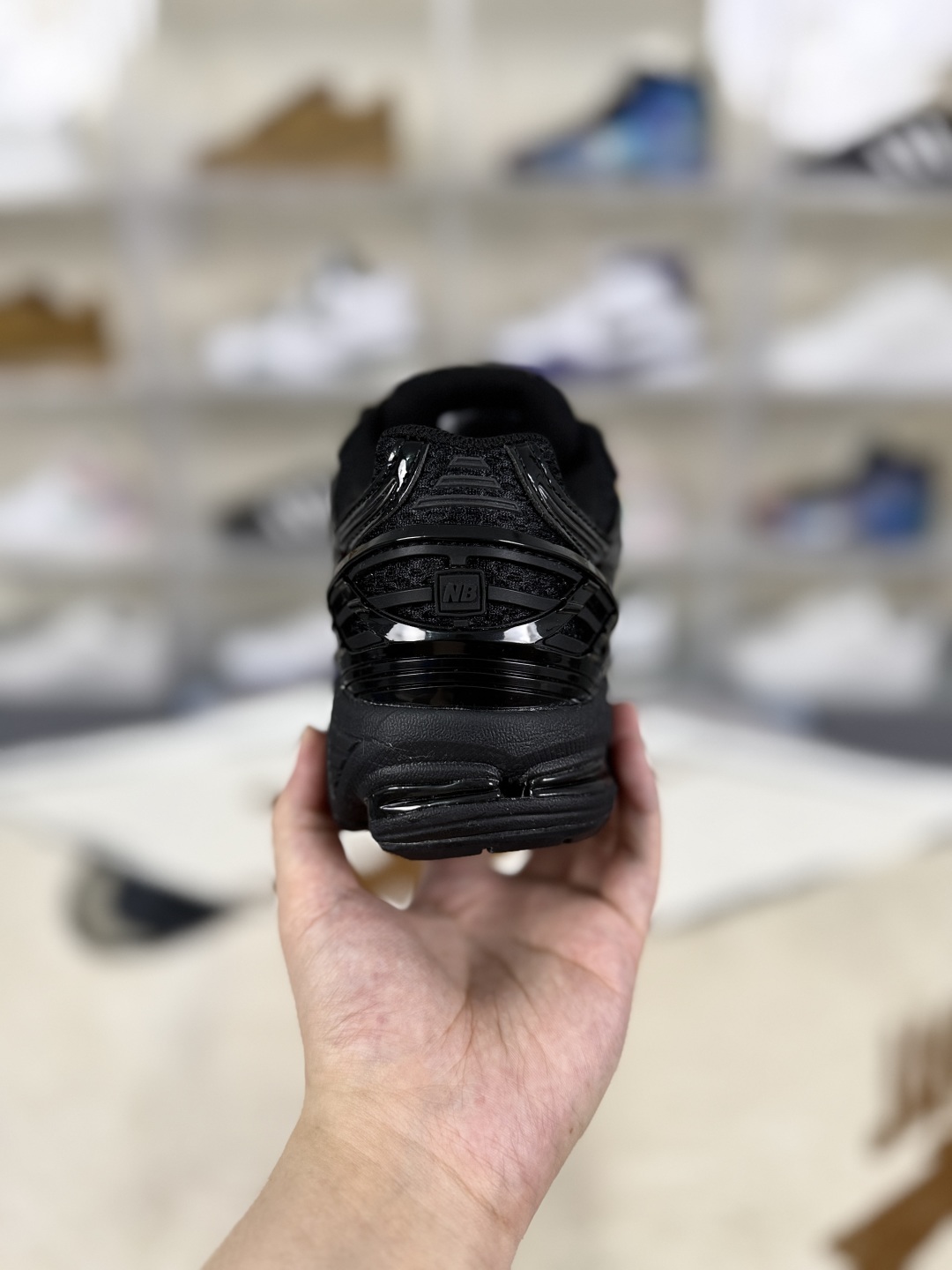 New Balance 1906R Black Running Shoes - Comfortable, Versatile, Unisex 4 cmp i1755280710308 243 0 2