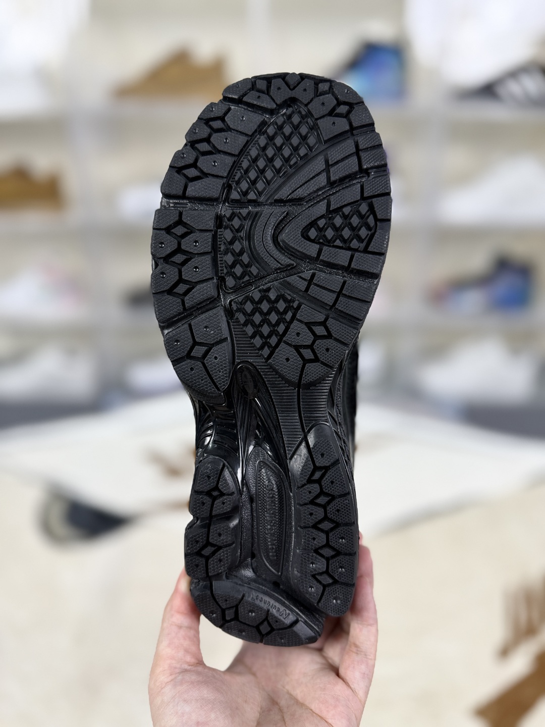 New Balance 1906R Black Running Shoes - Comfortable, Versatile, Unisex 7 cmp i1755280710323 7112 0 4