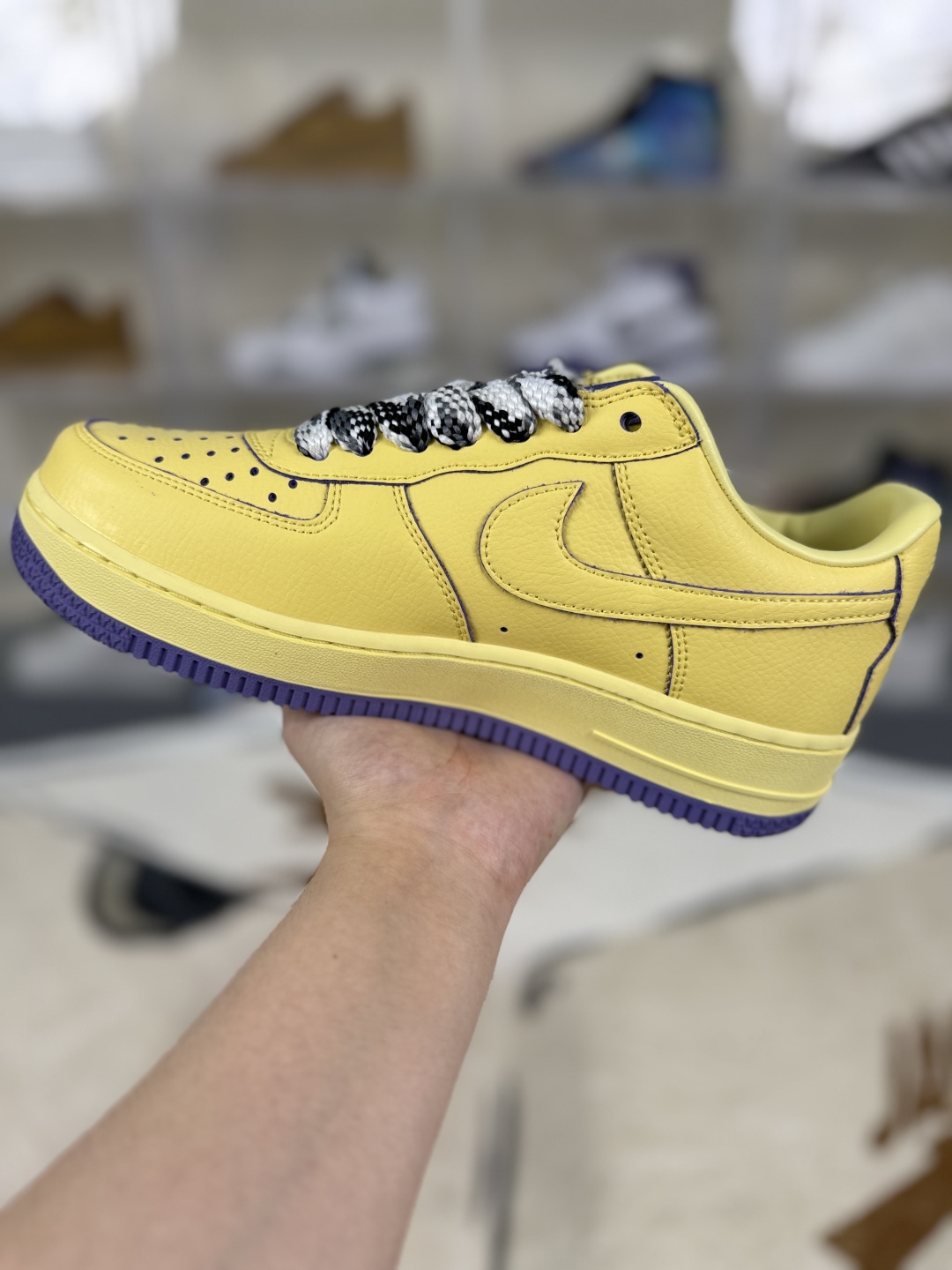 Nike Air Force 1 Low Kobe Bryant Edition - Comfortable and Durable Sneakers 2 cmp i1755372450538 3080 0 1