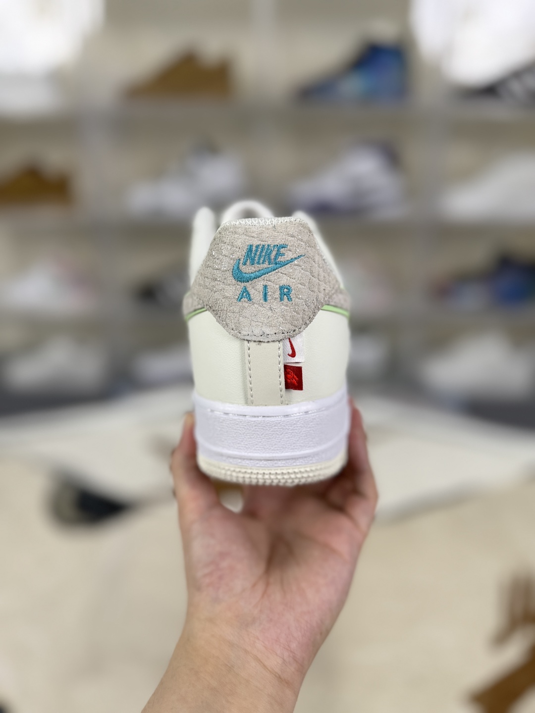 Nike Air Force 1 Low 'Year of the Dragon' - Fashionable, Comfortable, and Durable 3 cmp i1755456422959 5140 0 2