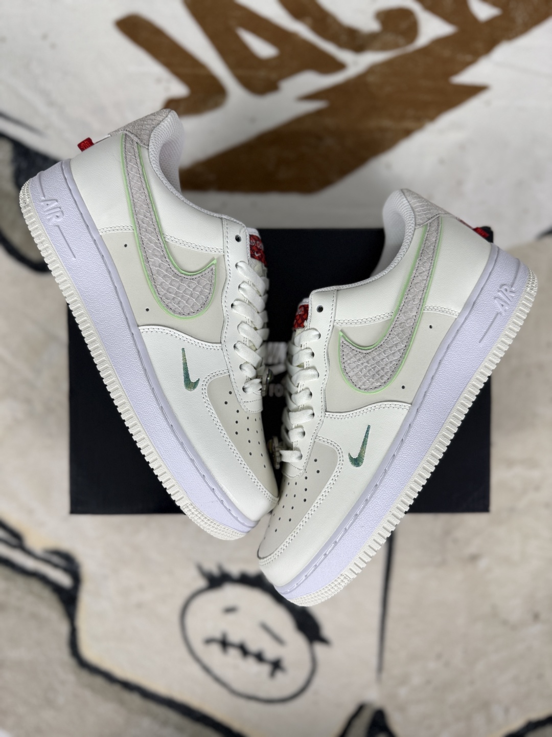 Nike Air Force 1 Low 'Year of the Dragon' - Fashionable, Comfortable, and Durable 5 cmp i1755456422980 8735 0 6