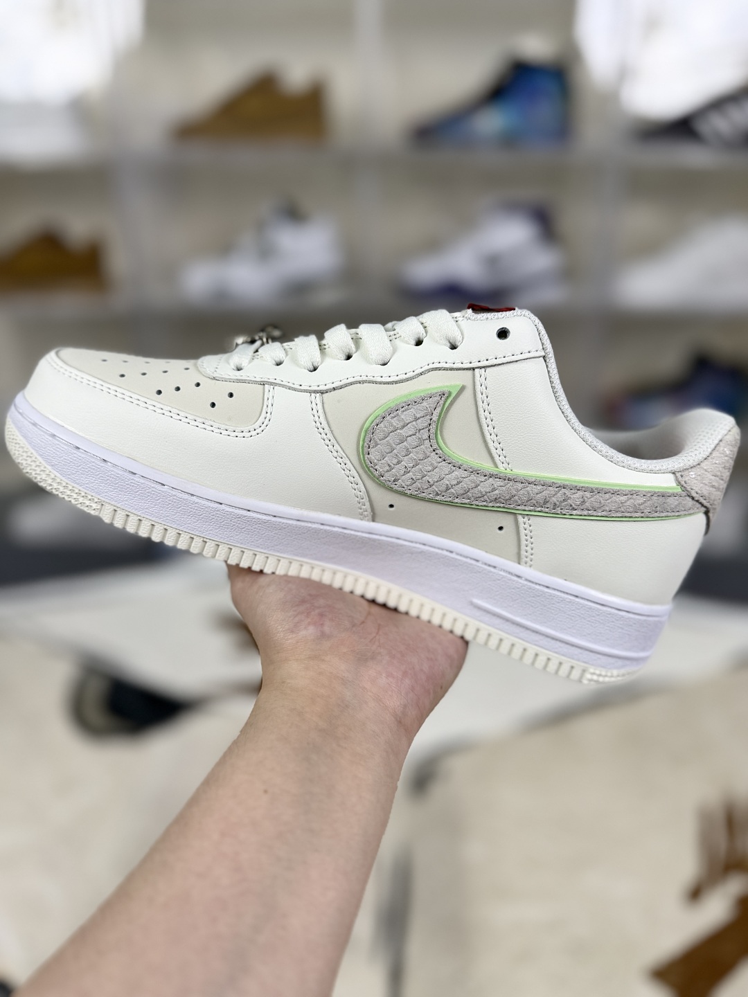 Nike Air Force 1 Low 'Year of the Dragon' - Fashionable, Comfortable, and Durable 2 cmp i1755456607175 838 0 1